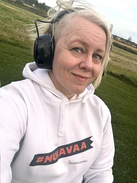 Ruohonleikkuuta ja radioystäviä